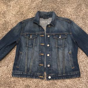 Gently Used GAP Dark Denim Jacket- size m
